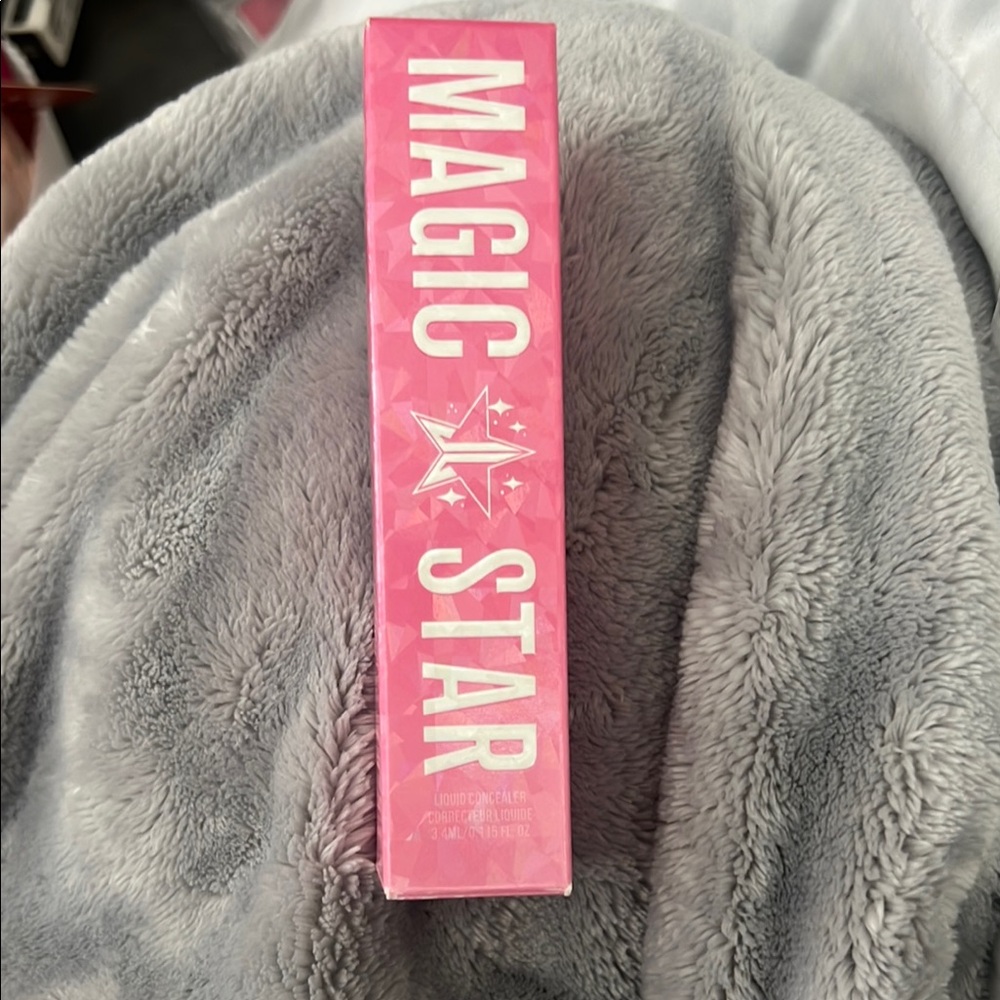 Jeffree Star Magic Star C9 Concealer